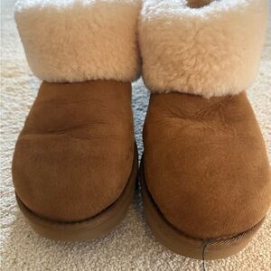 UGG Classic Mini Fluff 7